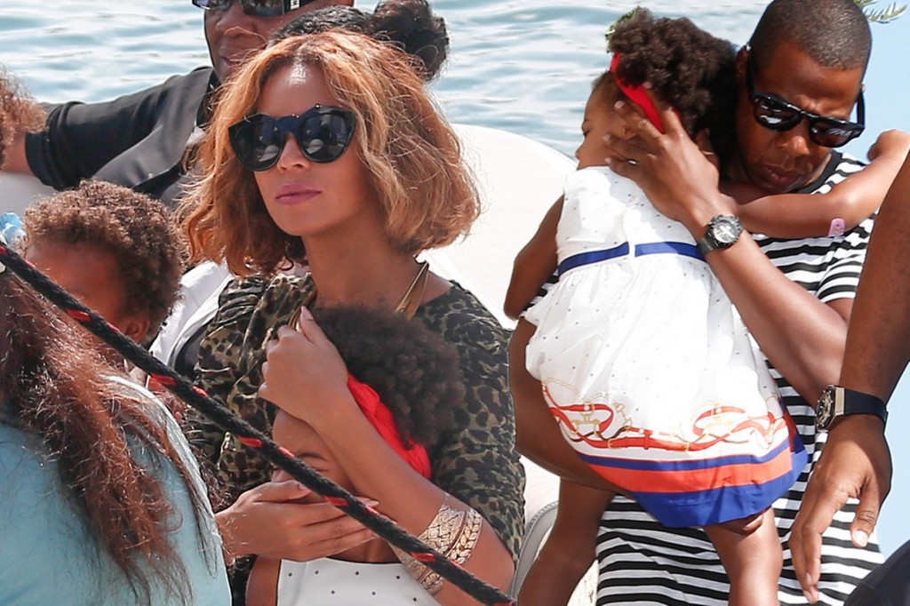 beyonce, jay Z and blue ivy on the way to superyacht ALFA NERO in south of france