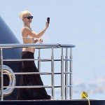 Gwen Stefani snapped photo view from her yacht Cannes