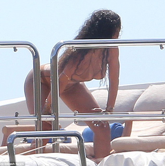 Rihanna twerking on board superyacht Galaxy