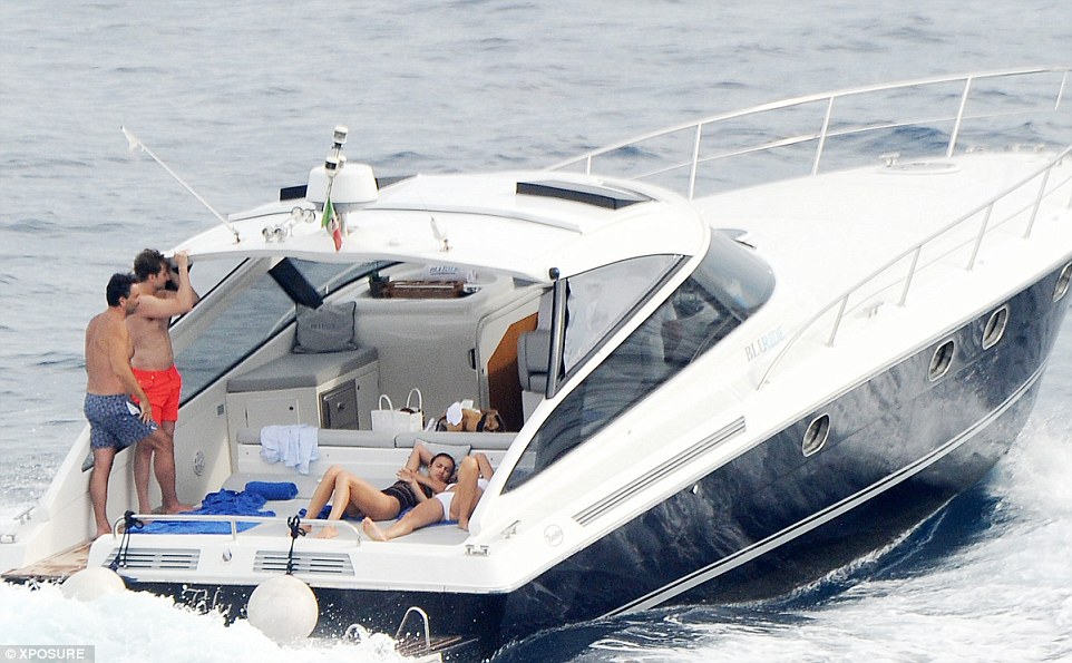 couple bradley cooper and irina shayk on baia 50 yacht in italy